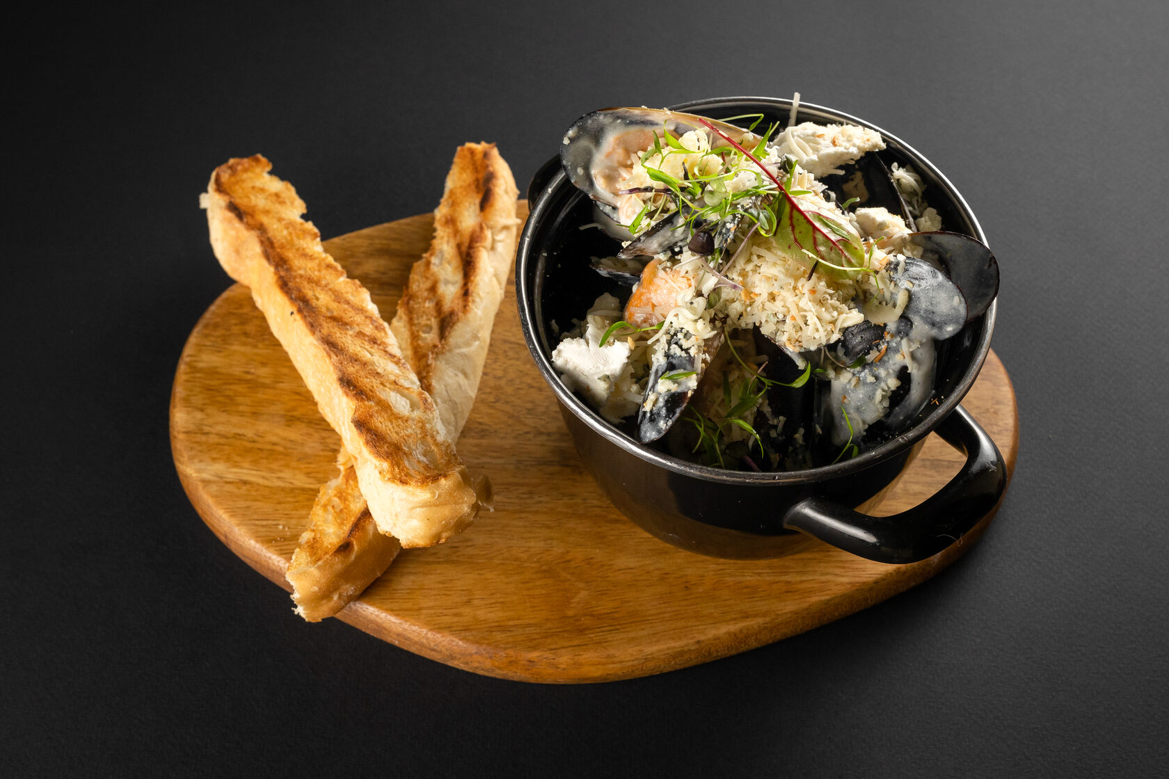 Мидии пять сыров